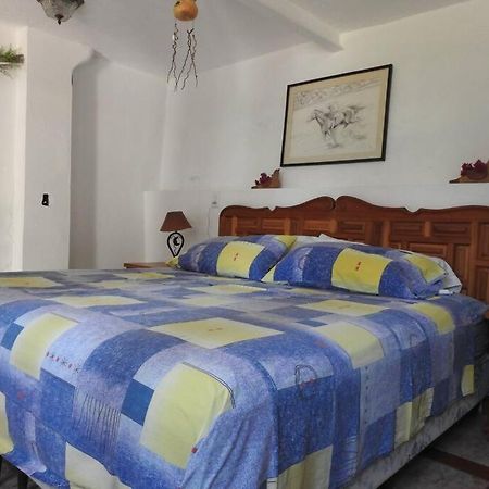Habitacion Independiente A Pie Del Lago Con Ac Tequesquitengo Exterior photo